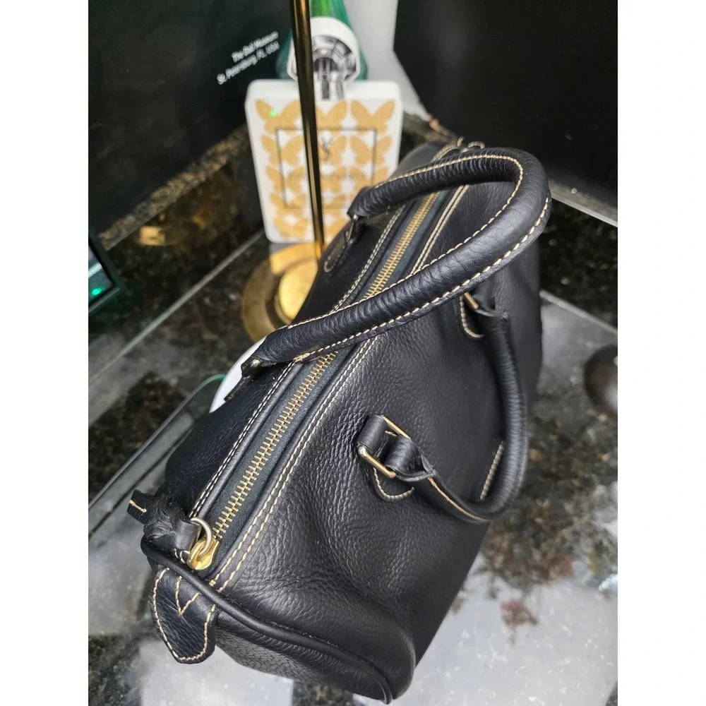 Dooney & Bourke Boston Barrel Bag Black Leather Good Contrast Stitch Satchel